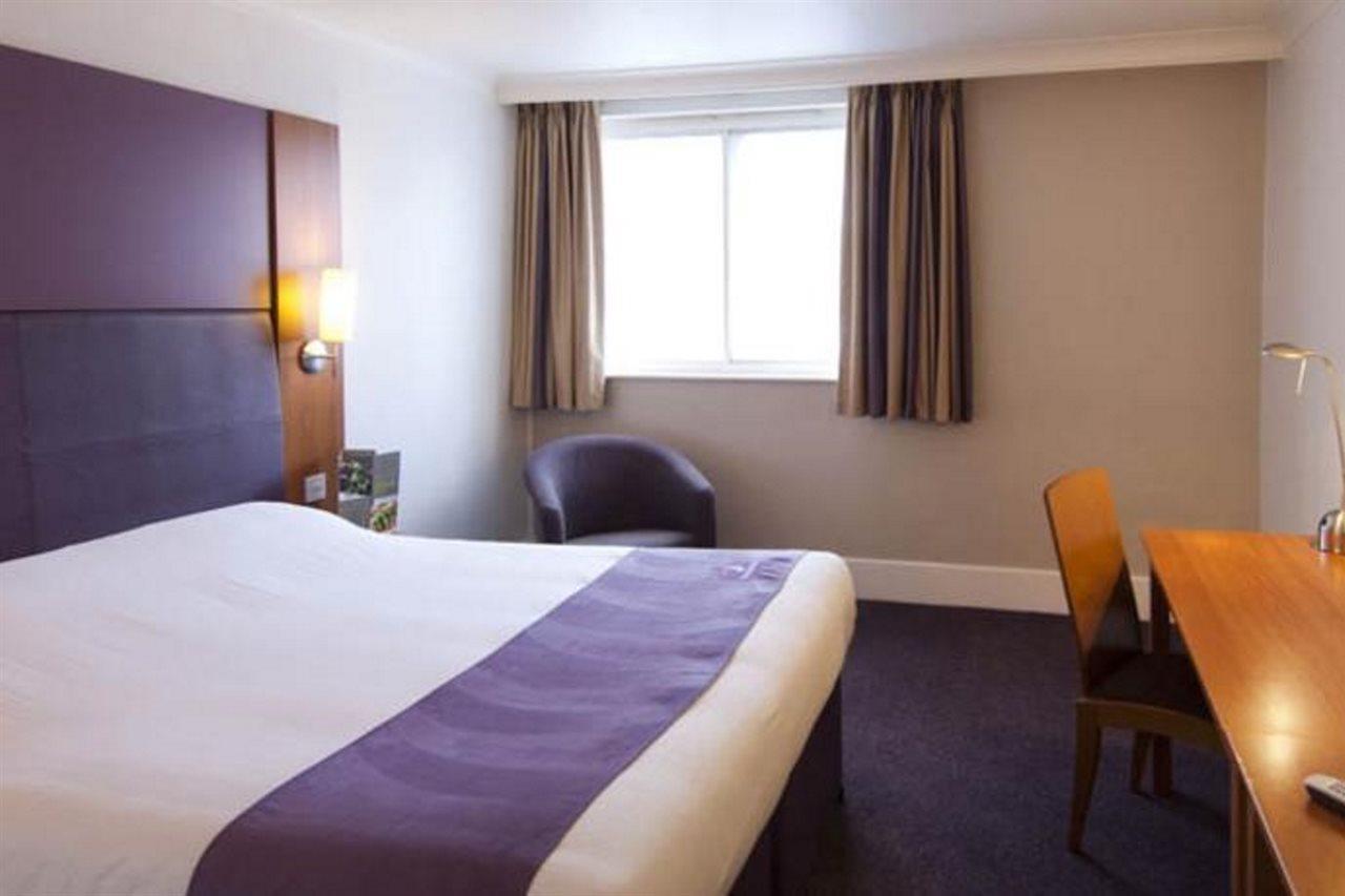 Premier Inn Maidstone Buitenkant foto