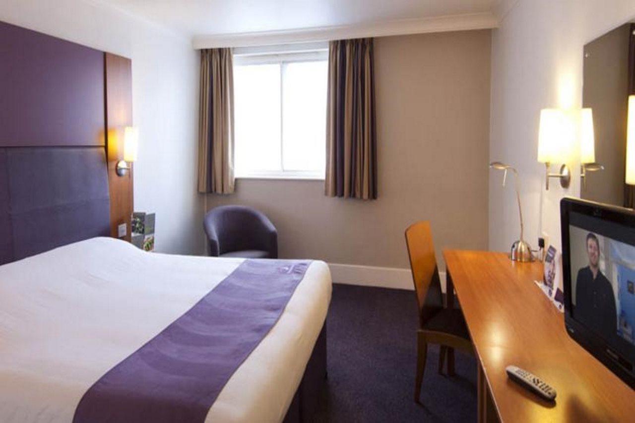 Premier Inn Maidstone Buitenkant foto
